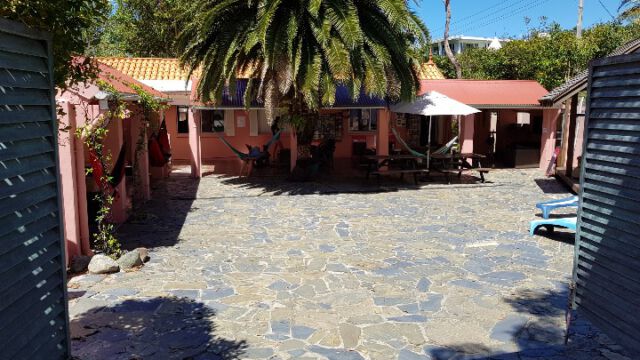 Innenhof Dolphins Beachhouse